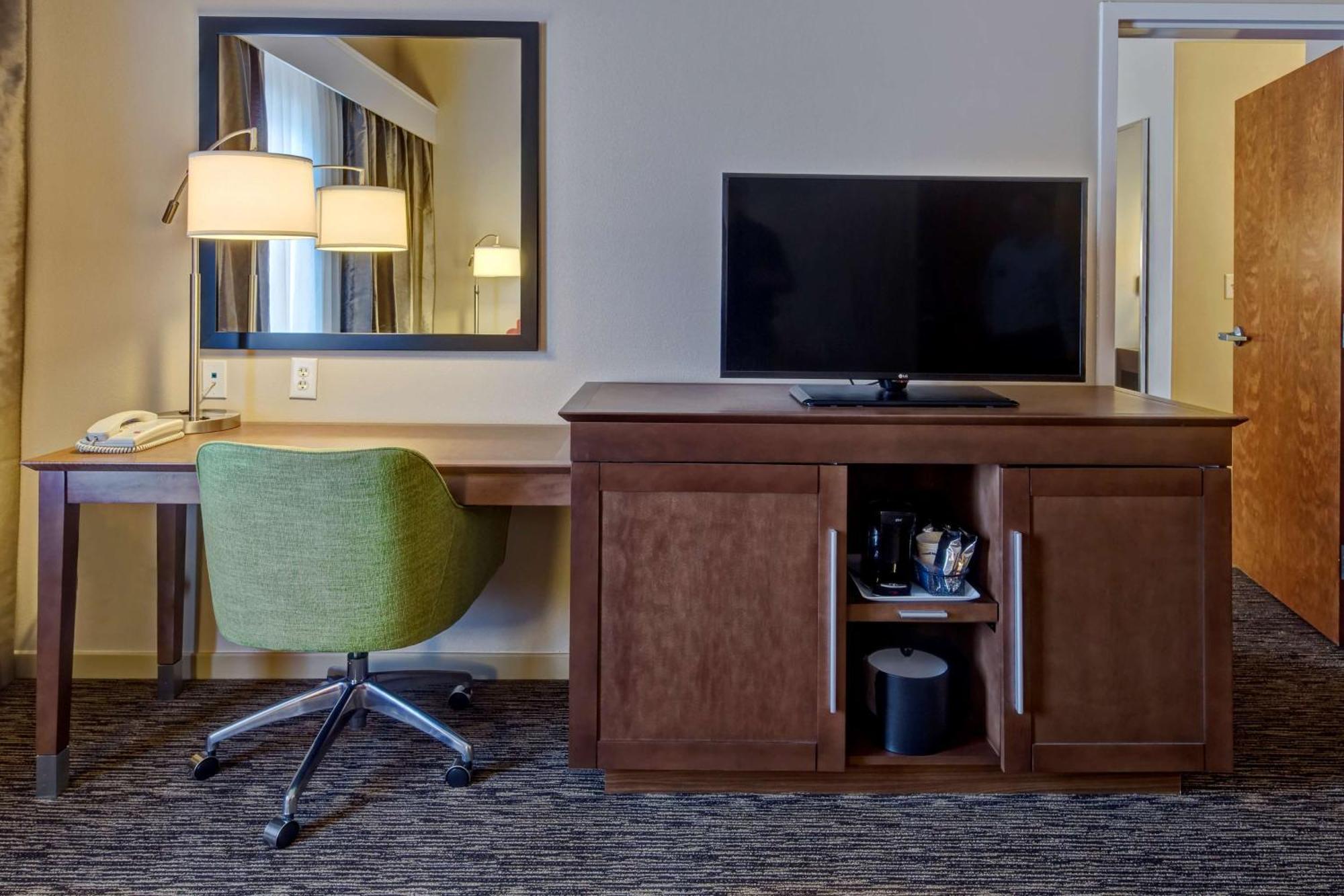 Hampton Inn Dunn Zewnętrze zdjęcie