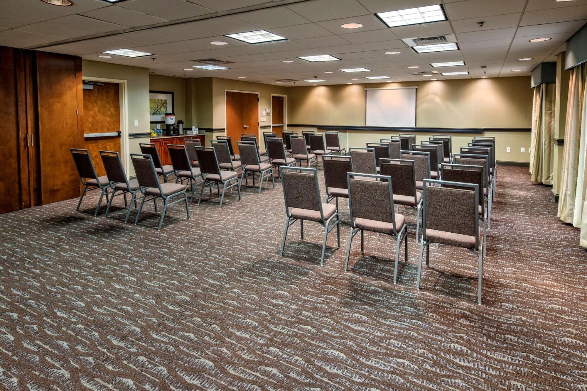 Hampton Inn Dunn Zewnętrze zdjęcie