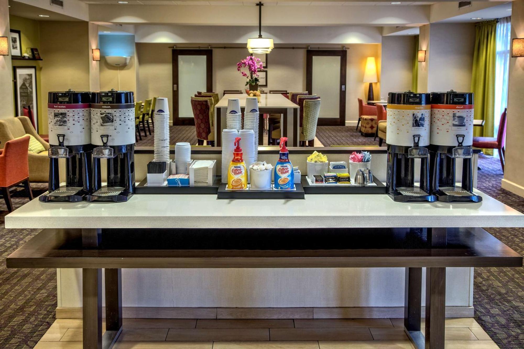Hampton Inn Dunn Zewnętrze zdjęcie