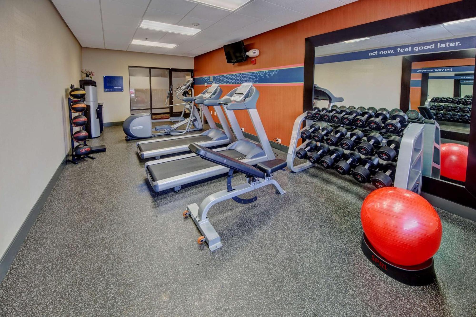 Hampton Inn Dunn Zewnętrze zdjęcie